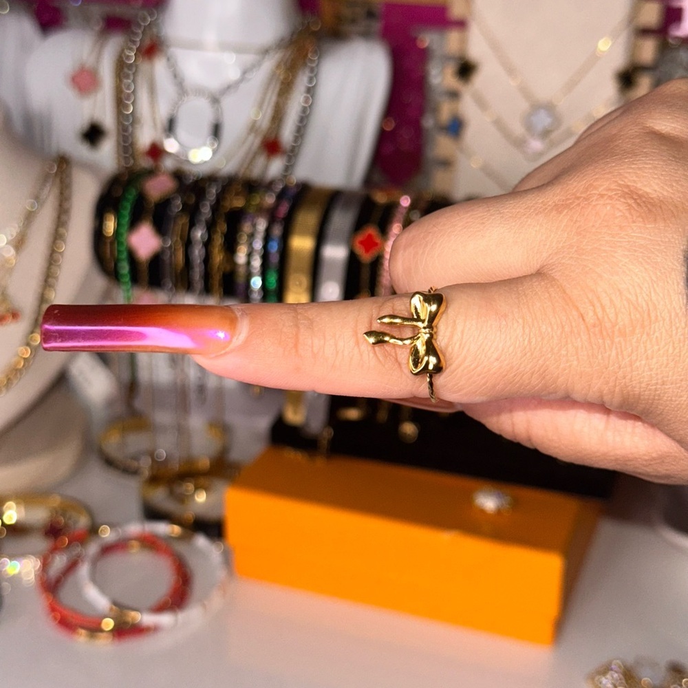 Adjustable Elegant Gold Bow Ring - image 2